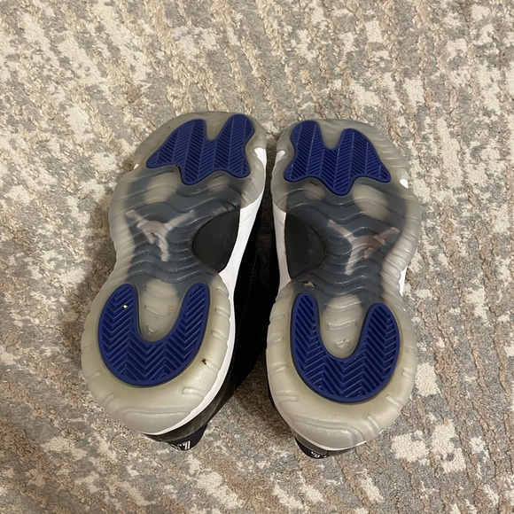 Jordan 11 space jams - Picture 6 of 6